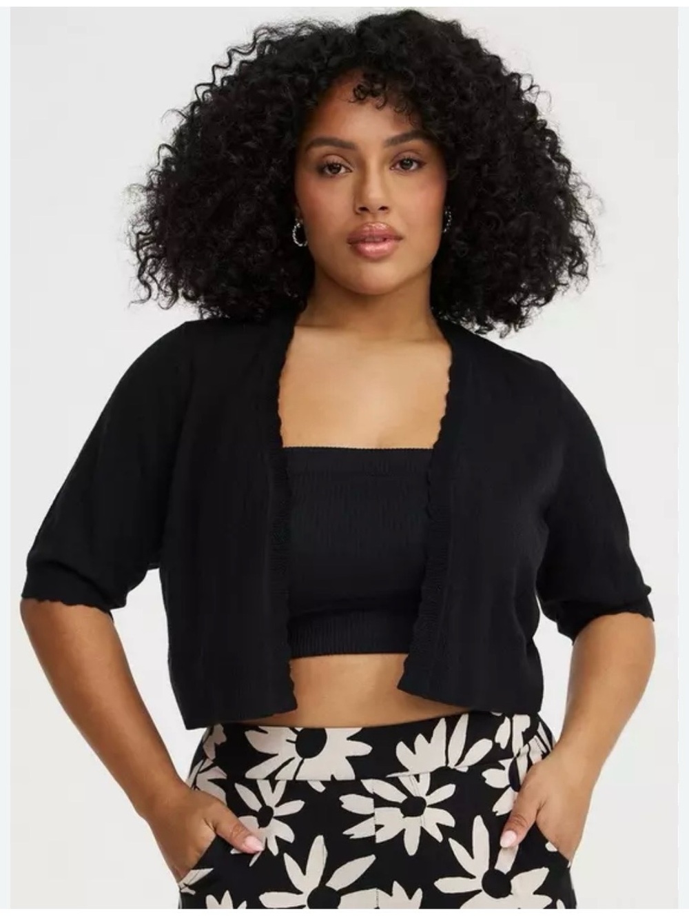 Black Cropped Open Cardigan with Scalloped Edge pointelle back